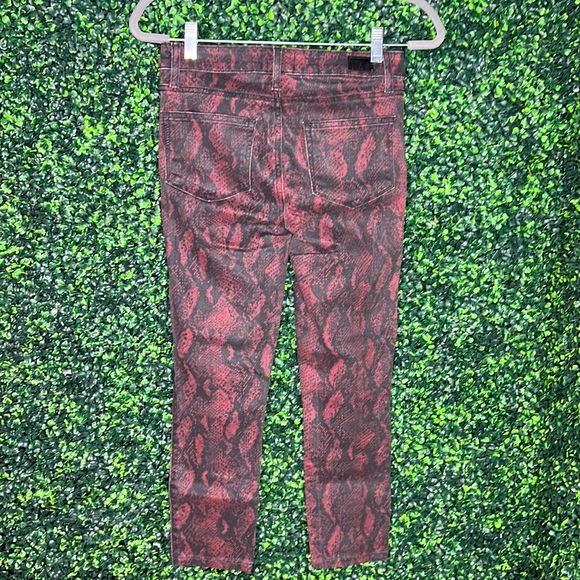 PAIGE Hoxton Ultra Skinny Pants Snake skin Print Red & Black size 26 - Picture 10 of 10